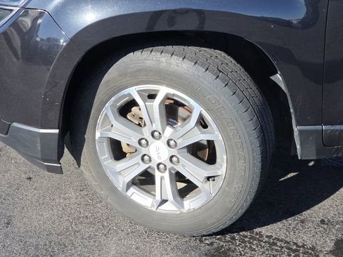 Used 2014 GMC Acadia SLT image 23
