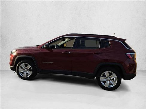 Used 2022 Jeep Compass Latitude image 8