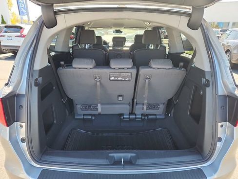 Used 2023 Honda Odyssey EX image 28