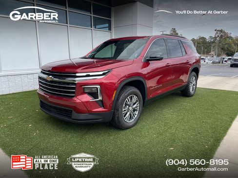 New 2025 Chevrolet Traverse LT w/ Enhanced Driving Package image 1