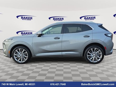Used 2025 Buick Envision Avenir image 8