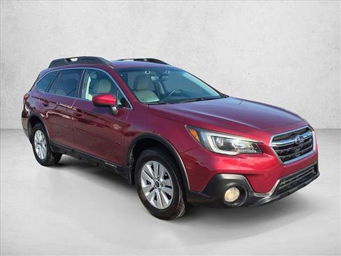 Used 2019 Subaru Outback 2.5i Premium w/ Protection Package #1 AWD/4WD image 3