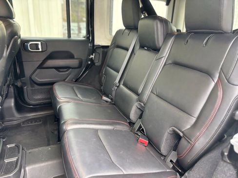 Used 2021 Jeep Wrangler Unlimited Rubicon image 19