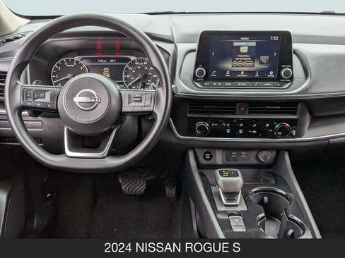 Used 2024 Nissan Rogue S FWD image 13
