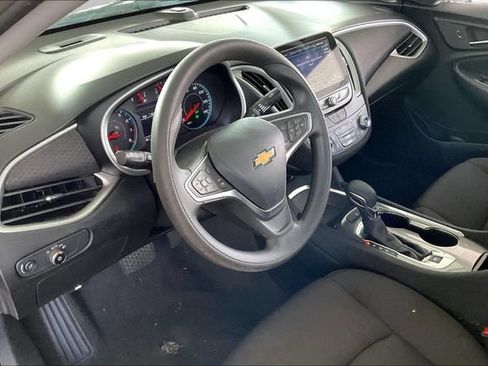 Used 2023 Chevrolet Malibu LT FWD image 12