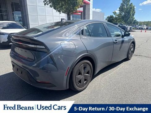 Used 2024 Toyota Prius Prime FWD image 6