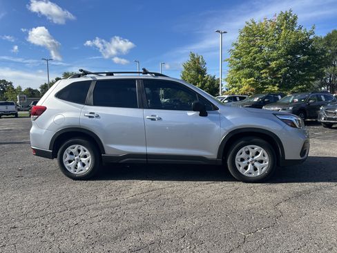Used 2019 Subaru Forester w/ Alloy Wheel Package AWD/4WD image 3