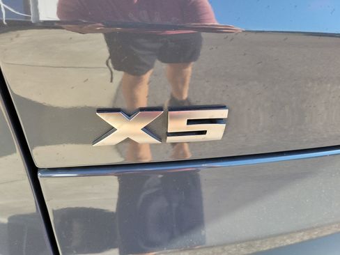 Used 2022 BMW X5 M50i w/ Premium Package image 10