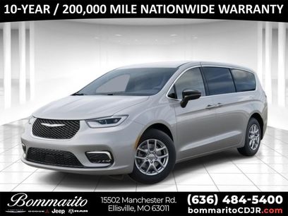 New 2026 Chrysler Pacifica Select w/ S Appearance Package