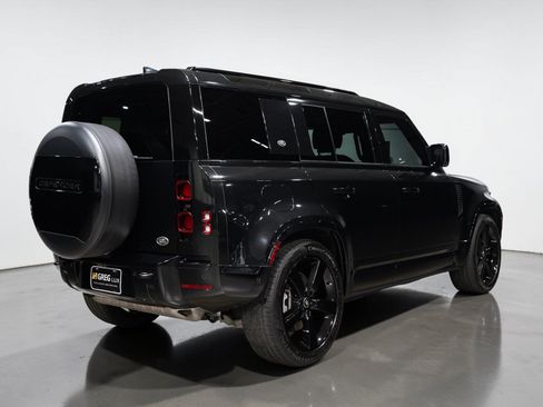 Used 2023 Land Rover Defender 110 X-Dynamic SE AWD/4WD image 6