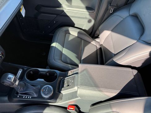 New 2025 Ford Bronco Outer Banks AWD/4WD image 14