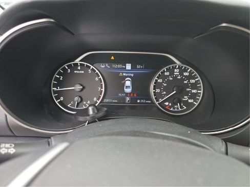 Used 2023 Nissan Maxima Platinum w/ Sport Mat Group FWD image 7