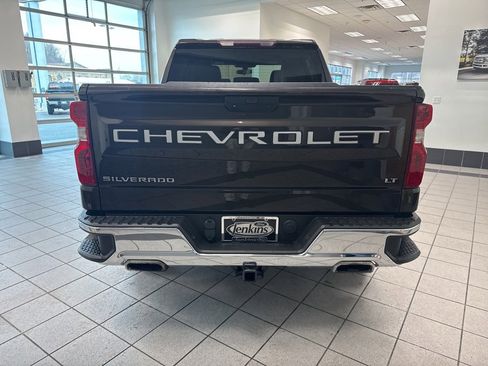 Used 2019 Chevrolet Silverado 1500 LT w/ All-Star Edition image 17