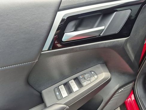 New 2026 Mitsubishi Outlander LE FWD image 13