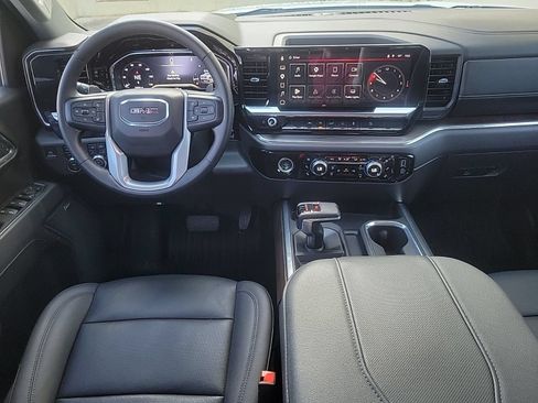 Used 2023 GMC Sierra 1500 SLT w/ SLT Premium Package AWD/4WD image 20