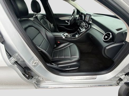 Used 2015 Mercedes-Benz C 300 4MATIC Sedan image 31