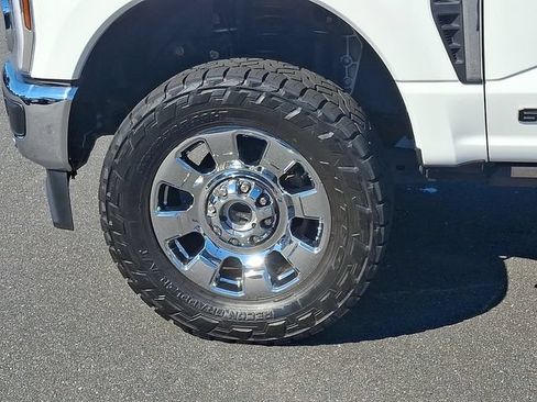Certified 2024 Ford F250 King Ranch w/ Chrome Package AWD/4WD image 8