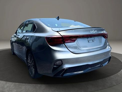 Used 2022 Kia Forte GT-Line FWD image 9