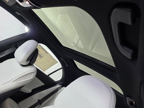 New 2026 Mercedes-Benz C 300 Sedan image 9