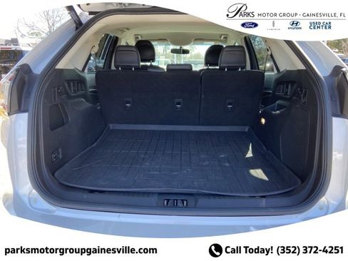 Certified 2017 Ford Edge Titanium w/ Technology Package image 12