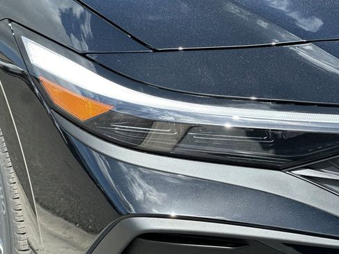 New 2025 Hyundai Elantra Sport image 29