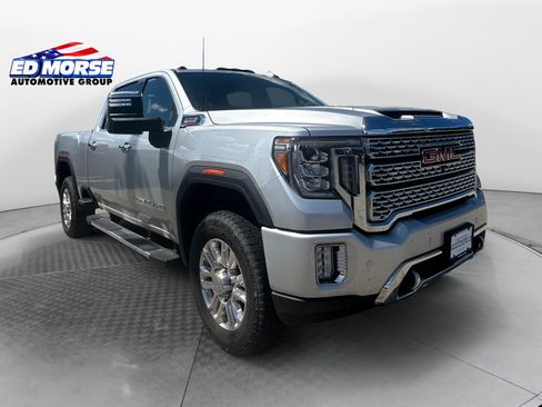 Used 2023 GMC Sierra 3500 Denali w/ Denali Ultimate Package AWD/4WD image 7