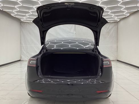 Used 2018 Tesla Model 3 Mid Range RWD image 43