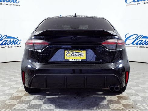 Used 2023 Toyota Corolla SE FWD image 4