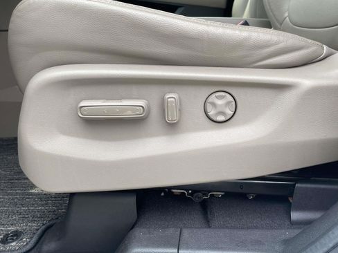 Used 2024 Honda Odyssey Touring image 16