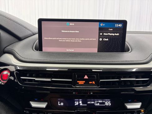 Used 2023 Acura MDX SH-AWD image 35
