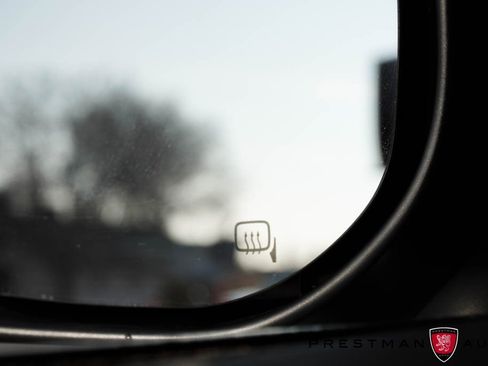 Used 2021 Subaru Impreza 2.0i Limited image 30