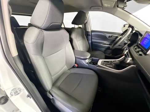 Used 2025 Toyota RAV4 LE image 30