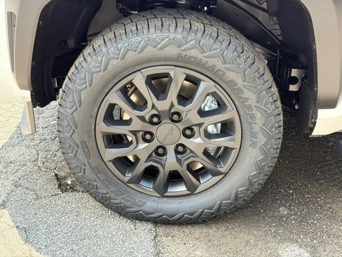 New 2026 Toyota 4Runner 4WD image 14