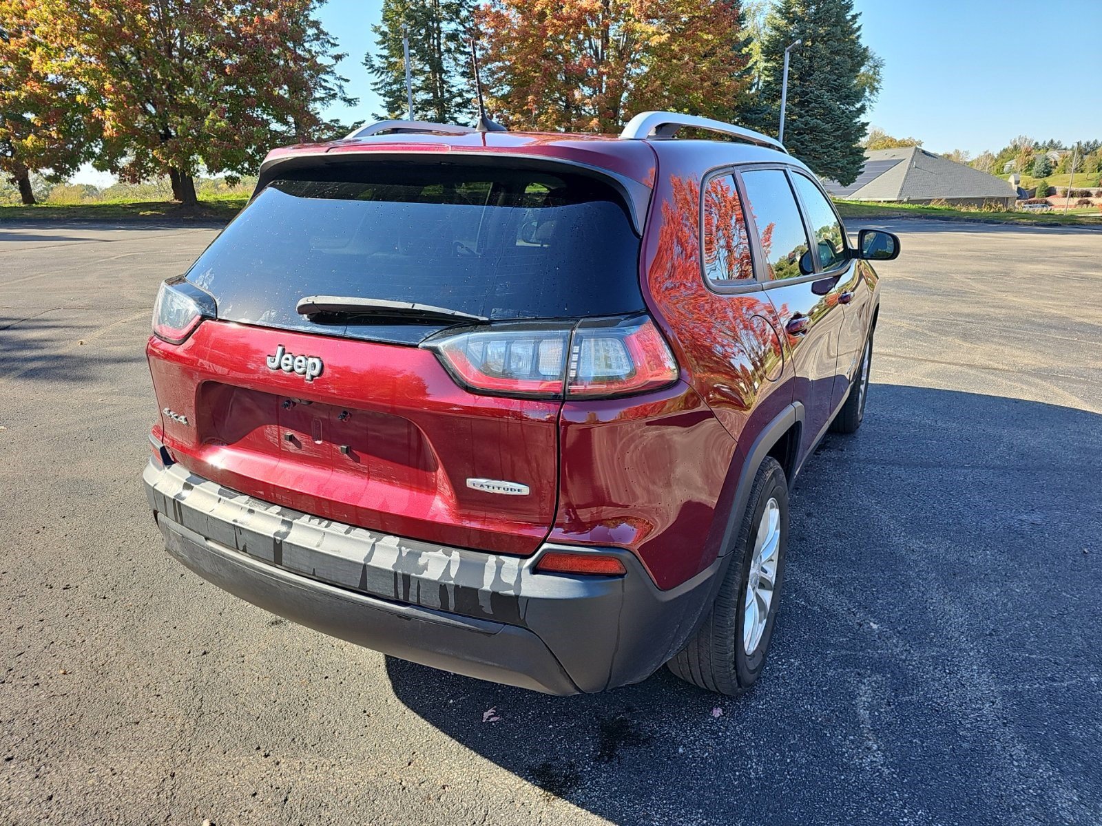Used 2021 Jeep Cherokee Latitude AWD/4WD image 6