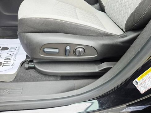 Used 2022 Chevrolet Equinox LT AWD/4WD image 14