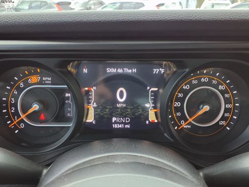 Used 2024 Jeep Wrangler Unlimited Sport AWD/4WD image 31