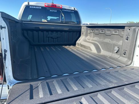 Used 2023 Chevrolet Colorado Z71 w/ Z71 Convenience Package 2 AWD/4WD image 29