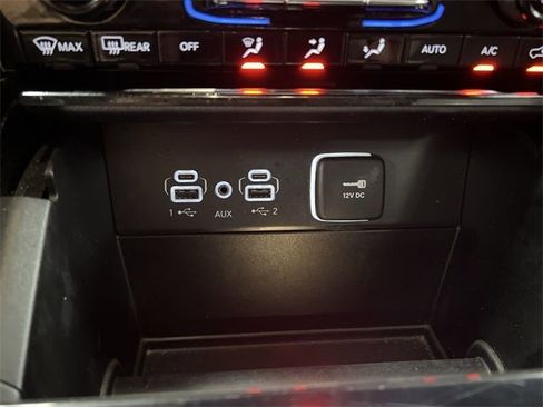 Used 2023 Jeep Grand Cherokee Laredo image 68