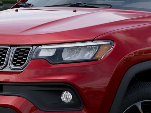 New 2026 Jeep Compass Latitude AWD/4WD image 10