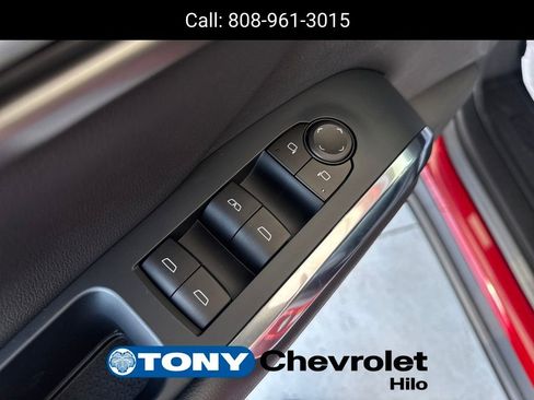 New 2025 Chevrolet Traverse LT w/ Driver Confidence Package image 10