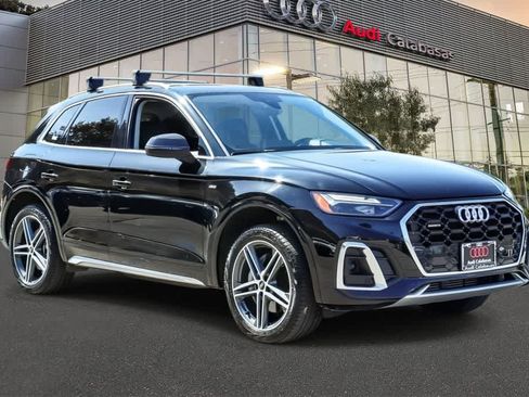Used 2023 Audi Q5 e Premium w/ Convenience Package AWD/4WD image 5