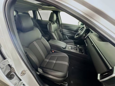 Used 2025 MAZDA CX-50 AWD 2.5 S w/ Premium Package image 33