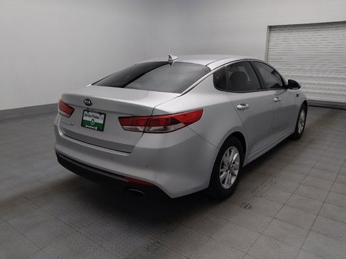 Used 2018 Kia Optima LX FWD image 9