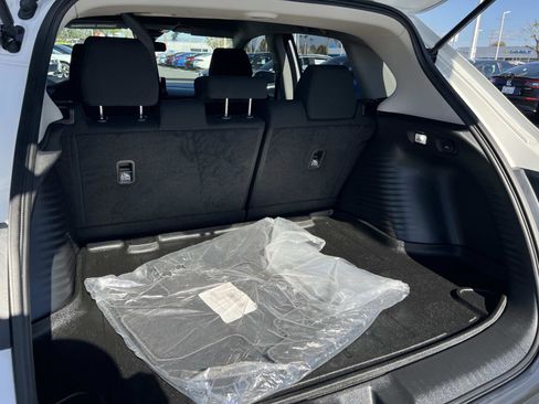 Certified 2025 Honda HR-V LX image 21