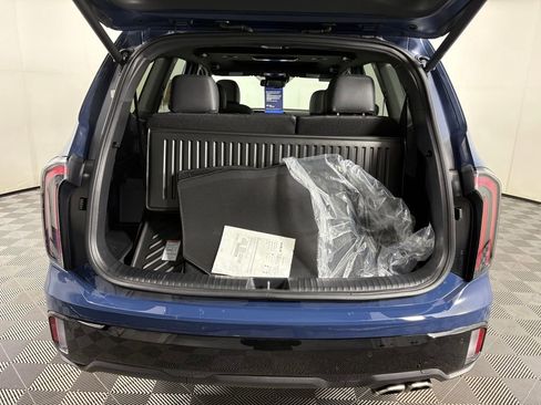 Used 2025 Kia Telluride EX X-Line image 32