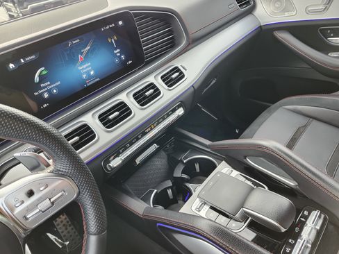 Used 2023 Mercedes-Benz GLE 53 AMG 4MATIC image 33