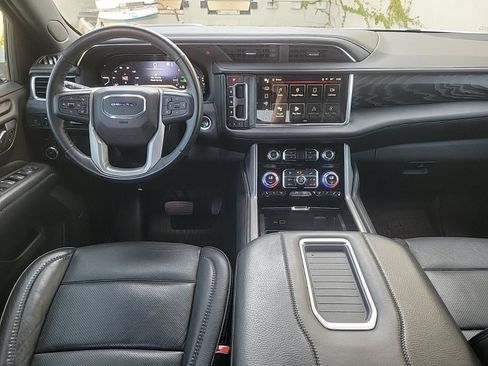 Used 2023 GMC Yukon XL Denali AWD/4WD image 21