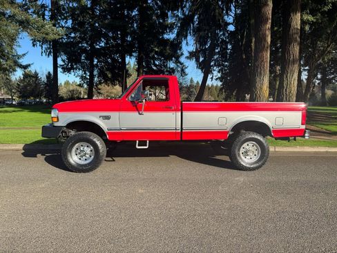 Used 1995 Ford F350 4x4 Regular Cab image 2
