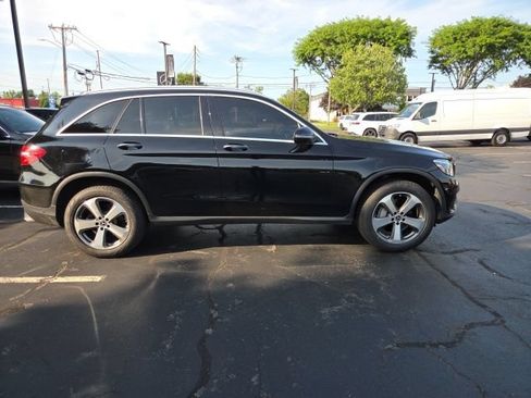 Used 2018 Mercedes-Benz GLC 300 4MATIC image 2