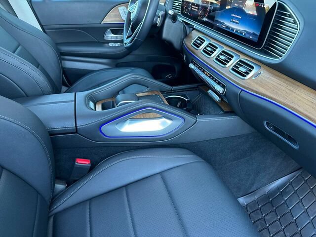 Certified 2025 Mercedes-Benz GLE 350 4MATIC image 18